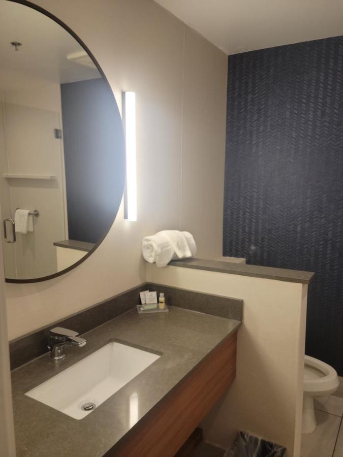 Fairfield Inn & Suites By Marriott Athens Ngoại thất bức ảnh