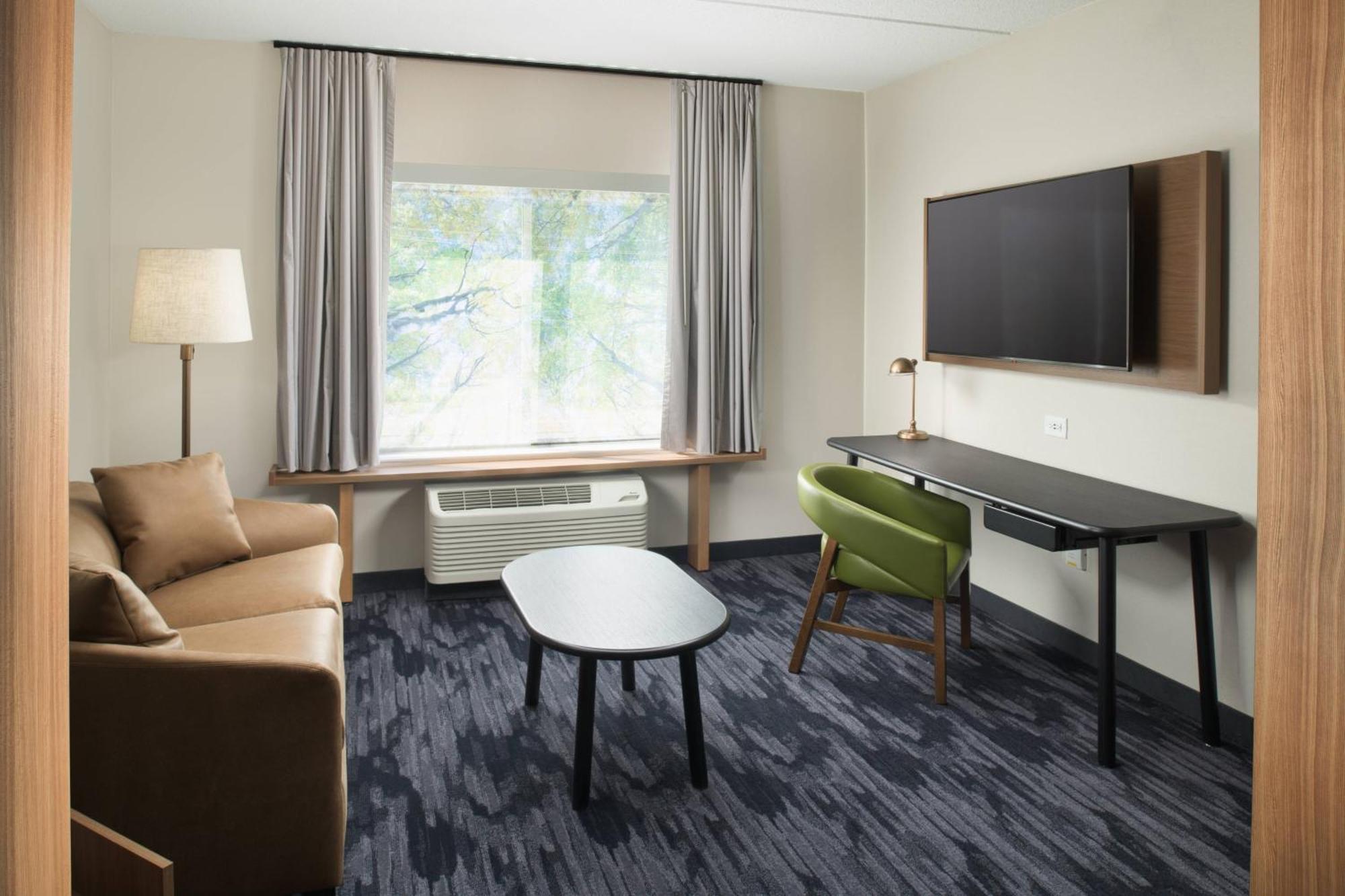 Fairfield Inn & Suites By Marriott Athens Ngoại thất bức ảnh
