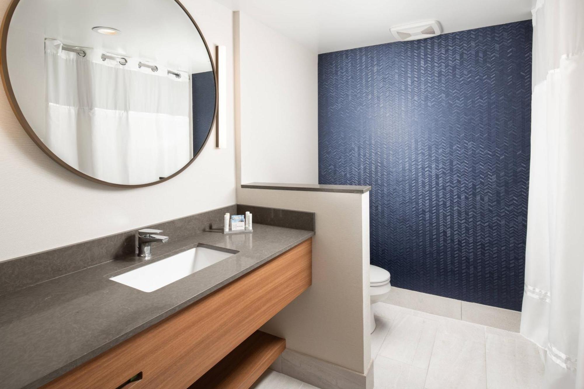 Fairfield Inn & Suites By Marriott Athens Ngoại thất bức ảnh